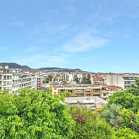 Modern With View - Happy Apartamento Niza